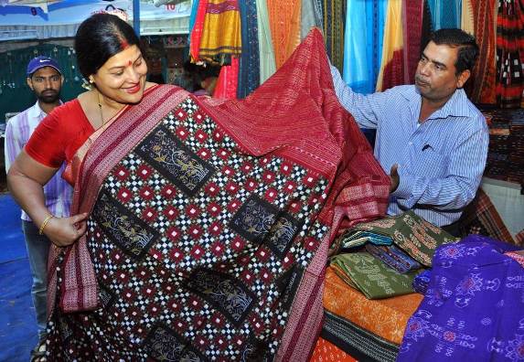 Odisha procured Rs 132 crore worth products from weavers & artisans