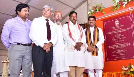 Union Petroleum Minister Pradhan Dedicates Projects Worth Rs 1000 Crore
