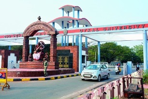 Odisha extends tenure of 6 university VCs