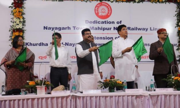 Train on new Nayagarh-Mahipur railway line flagged off