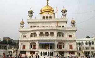 Akal Takht takes Puri Mangu Mutt demolition seriously, summons Sikh bodies for explanation for their silence