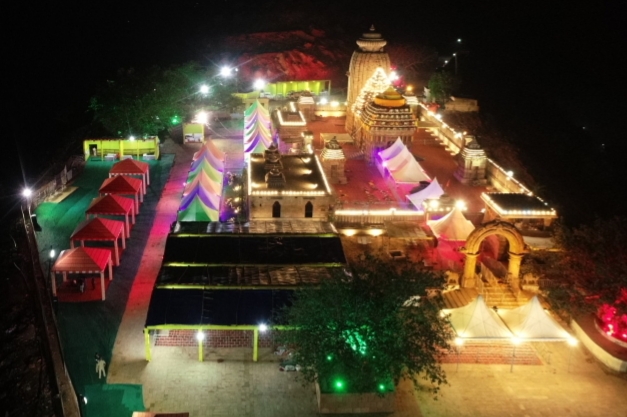 Odisha: Ganjam’s Tara Tareni temple illuminated for Chaitra Parva