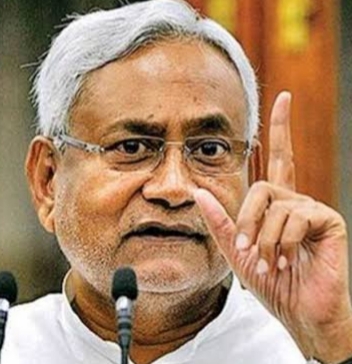 Nitish Kumar takes oath as Bihar CM