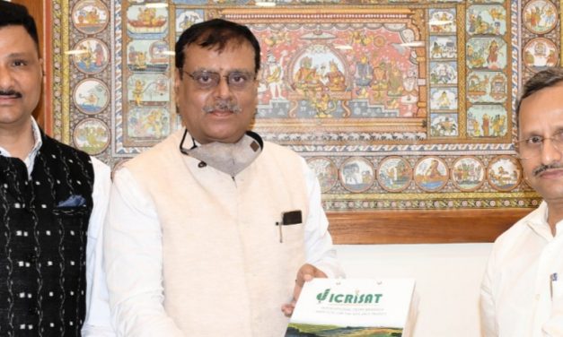 ICRISAT DD General Aravinda Kumar & Director Arbinda Padhi met Odisha CS