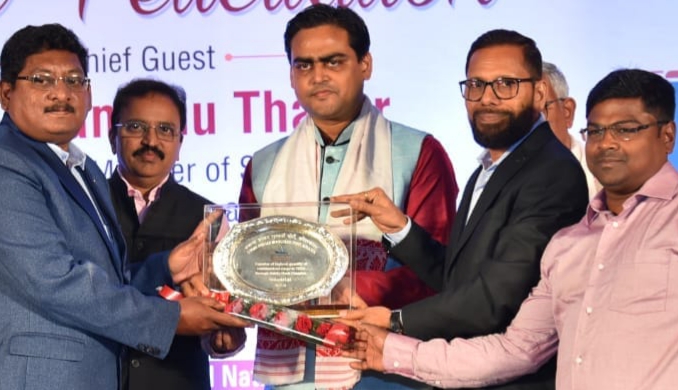 Vedanta Aluminium bags Highest Exporter Award from Haldia Port