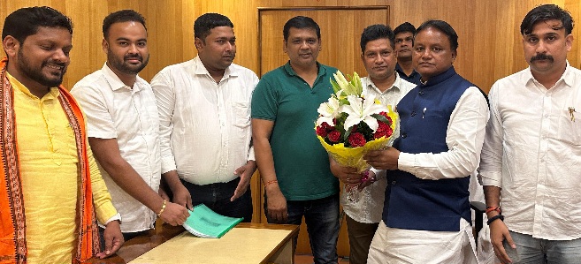 All Odisha Contractor Welfare Association (AOCWA) meets Odisha CM Mohan Majhi