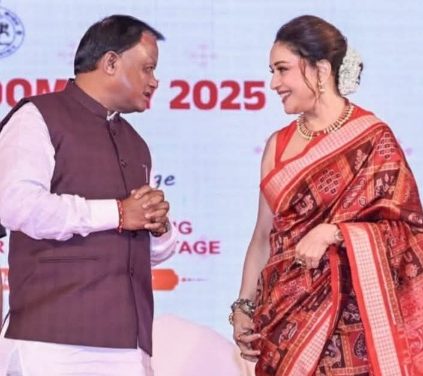 Madhuri Dixit Brand Ambassadar of Orissan Handloom