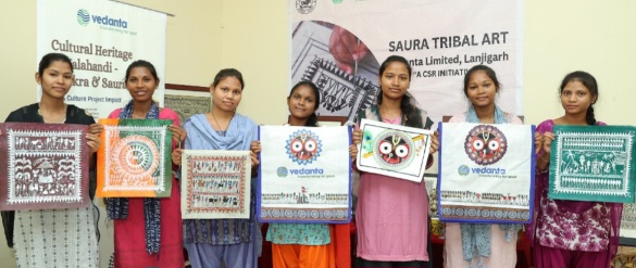 Odisha’s tribal girl Rajo paints future of Saura art